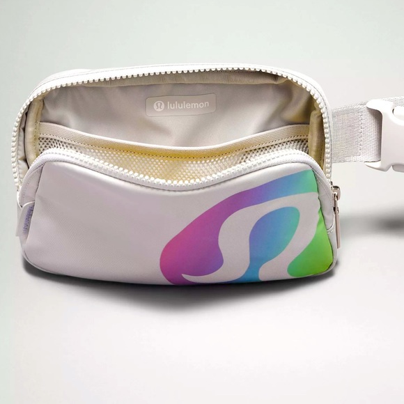 NWT LULULEMON 1L EVERYWHERE BELT BAG SILVER DROP w VAPOR PURPLE BLUE GREEN LOGO - Picture 2 of 6